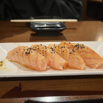 EAT'S SUSHI - Sushi Bars Near Me - Costa Mesa, California