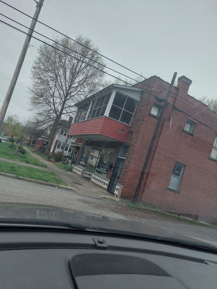 SOUTHSIDE WELLNESS STUDIO 835 12th St, Huntington, West Virginia