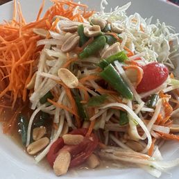 41 Papaya Salad