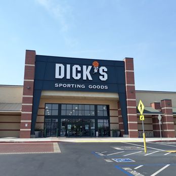 DICK'S Sporting Goods - Store front - Outdoor Gear Near Me - Sacramento, California