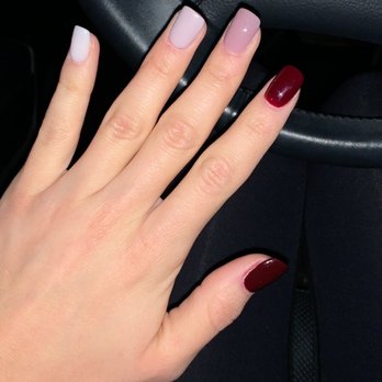 Lumera Nail Salon - Ombré dip manicure - Nail Salons Near Me - Chicago, Illinois