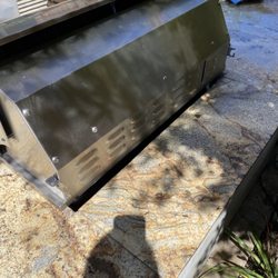 R&S Appliance Installations - Huge gap at the back of the BBQ.