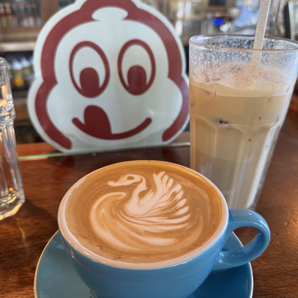 Tinta y Café - Cafe con Leche - Coffee & Tea Near Me - Miami, Florida