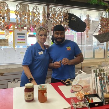 Florida Citrus Center Inc # 50 - The manager Latoya and salesman Joe, they were just wonderful. They are so helpful so and a pleasure to talk. - Convenience Stores Near Me - Ocala, Florida