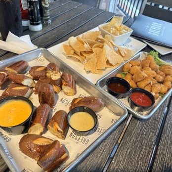 The Greyson - Bars Near Me - Palmetto, Florida