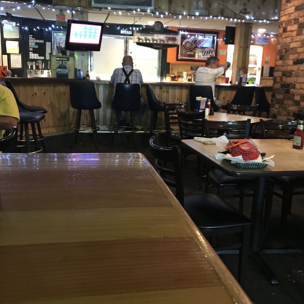Muk's Sports Pub - Sports Bars Near Me - Tecumseh, Michigan Muk's Sports Pub - Sports Bars Near Me - Tecumseh, Michigan