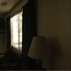 Lakepoint Resort Lodge and Convention Center - Picture of inside the cabin