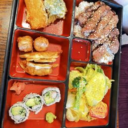 Bento lunch box Bento lunch box