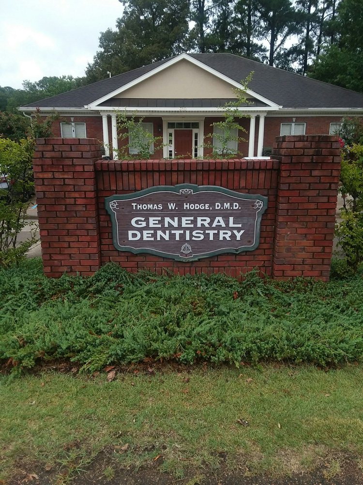 BATESVILLE DENTISTRY Updated July 2024 310 Us51 S, Batesville