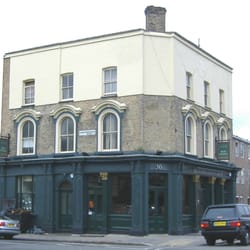 The Londesborough - Photo. May 2006.