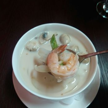 Roi Siam - ToM KaH SouP with Shrimp  CReAMy  CoCoNuT GooDNeSS - Thai Near Me - Union City, New Jersey