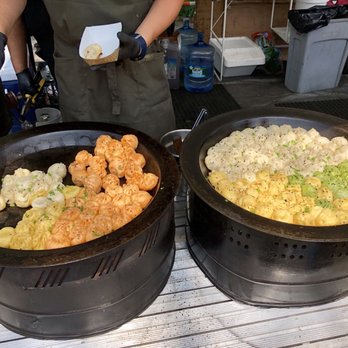 Smorgasburg - MAO'S BAO: choice of pork, beef, chicken, or vegetarian "impossible burger" made w/ mushrooms - Street Vendors Near Me - Brooklyn, New York Smorgasburg - MAO'S BAO: choice of pork, beef, chicken, or vegetarian "impossible burger" made w/ mushrooms - Street Vendors Near Me - Brooklyn, New York