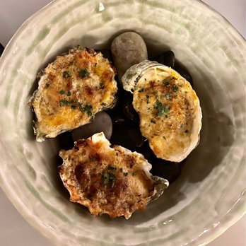 Hau Tree - Baked oysters - Seafood Near Me - Honolulu, Hawaii Hau Tree - Baked oysters - Seafood Near Me - Honolulu, Hawaii