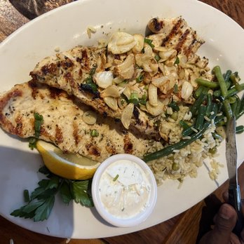 Agora Taverna - Greek Near Me - Forest Hills, New York