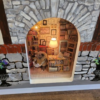 Cover to Cover Books - Cute little mouse house - Bookstores Near Me - Columbus, Ohio Cover to Cover Books - Cute little mouse house - Bookstores Near Me - Columbus, Ohio