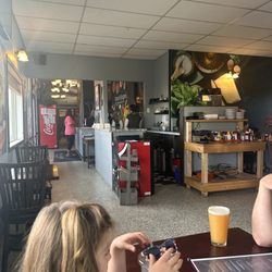 G3 Pizza & Burgers - Restaurant