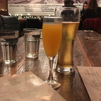 Catch 122 - Breakfast & Brunch Near Me - North Vancouver, British Columbia Catch 122 - Breakfast & Brunch Near Me - North Vancouver, British Columbia