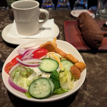 Outback Steakhouse - House salad - Steakhouses Near Me - Garden Grove, California