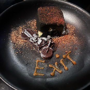 EXIT 9 Restaurant & Bar - Dessert - Cocktail Bars Near Me - Brooklyn, New York