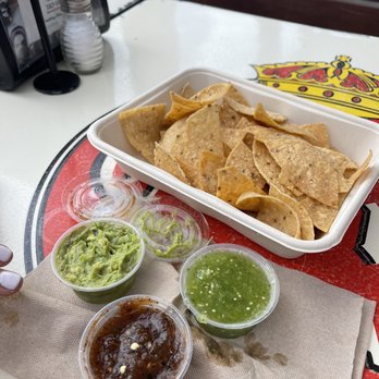 Taco Chelo - Chips, Salsa and Guacamole - Tacos Near Me - Phoenix, Arizona Taco Chelo - Chips, Salsa and Guacamole - Tacos Near Me - Phoenix, Arizona
