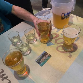Stadium Inn - Bars Near Me - Denver, Colorado Stadium Inn - Bars Near Me - Denver, Colorado