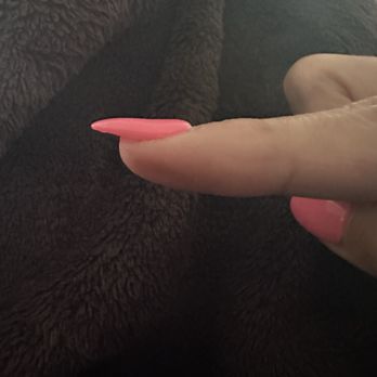 Emory Nail Lounge - Uneven not smooth, unnatural, closer to the cuticle very high. Does not look natural - Nail Salons Near Me - Flower Mound, Texas