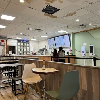 The Tea - Inside - Bubble Tea Near Me - Falls Church, Virginia
