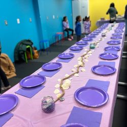 Jolly Yolly Kids - Birthday table set up