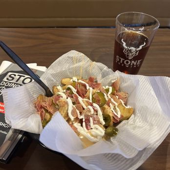 The Casual Pint - San Angelo - Martial fries + the Terraformer red ale. - Beer Bar Near Me - San Angelo, Texas