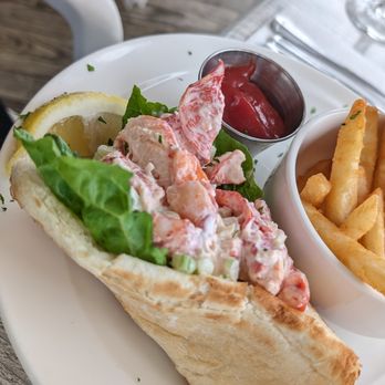 Sea Ketch Restaurant - Lobster Roll - Seafood Near Me - Hampton, New Hampshire