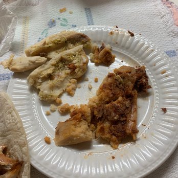 La Reyna Tortilleria - Supposed to be Chicken no chicken and very salty pork tamale - Mexican Near Me - Houston, Texas La Reyna Tortilleria - Supposed to be Chicken no chicken and very salty pork tamale - Mexican Near Me - Houston, Texas
