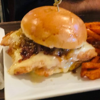 Cagney's Restaurant & Pub - Savory Fried Chicken Sandwich - American Near Me - Quincy, Massachusetts Cagney's Restaurant & Pub - Savory Fried Chicken Sandwich - American Near Me - Quincy, Massachusetts