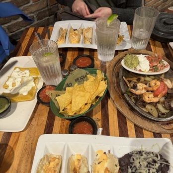 Cancun Grill - Group meal - Mexican Near Me - Miami Lakes, Florida