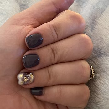 AJ Nails Spa - I'm loving my new dip set done by Mia!!! she did an amazing job and was sooo sweet! plus, you can't go wrong with a free mimosa :) - Nail Salons Near Me - Vacaville, California