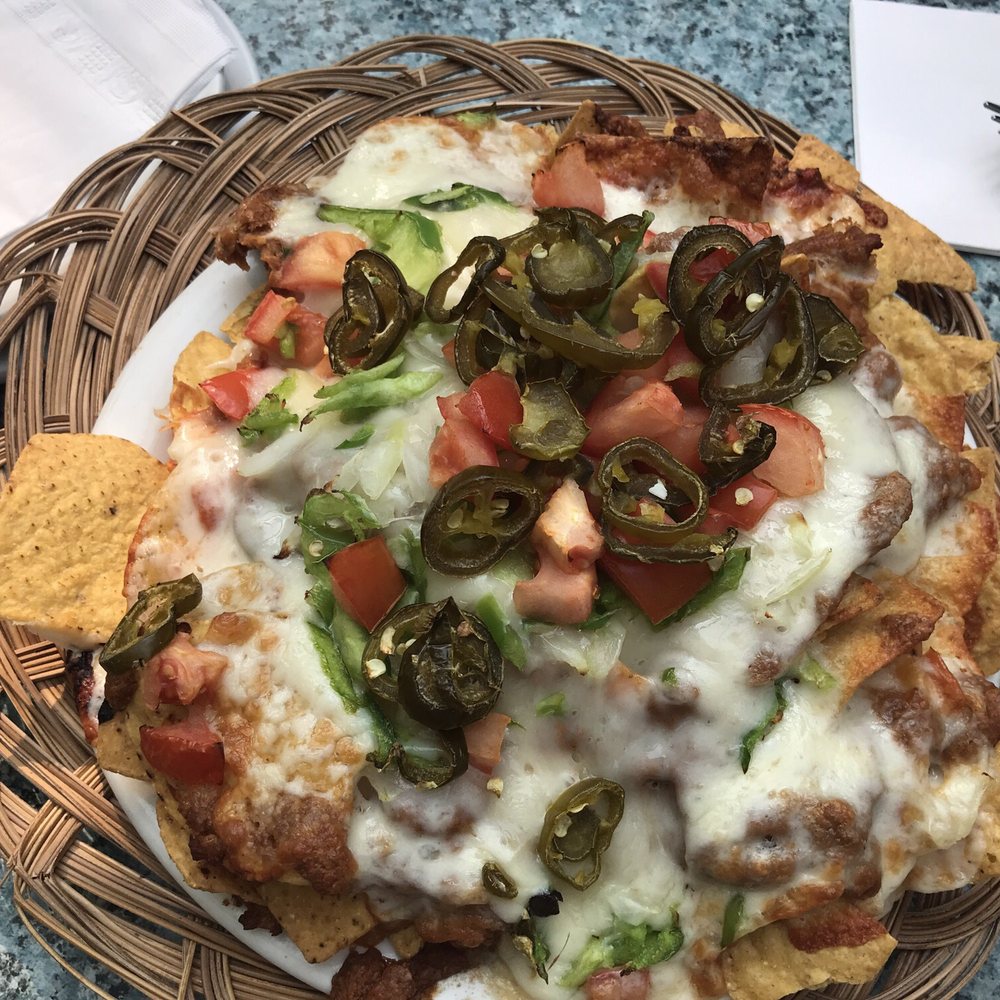 Carlos & Murphy's - Carlos's nachos - Mexican Near Me - Winnipeg, Manitoba