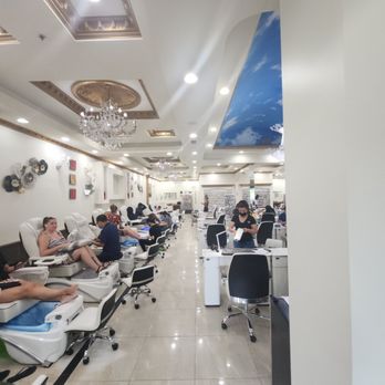 Elite Nail Spa - Pedicure chairs - Nail Salons Near Me - Acworth, Georgia