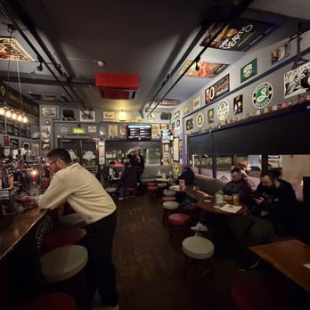 Bierhaus - Bar area - Pubs Near Me - Cork, Colorado