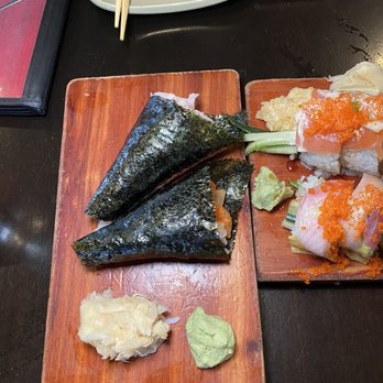 Sushi House - hand roll - Sushi Bars Near Me - Alameda, California Sushi House - hand roll - Sushi Bars Near Me - Alameda, California