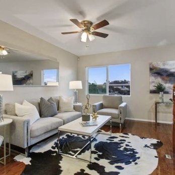 Let's Stage it! - Living Room - Interior Design Near Me - South San Francisco, California Let's Stage it! - Living Room - Interior Design Near Me - South San Francisco, California