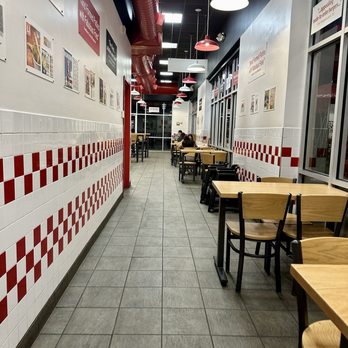 Five Guys - 10/25/24 - Burgers Near Me - Round Rock, Texas