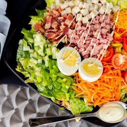 Roots Salad Kitchen