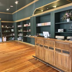 The Queen's Library Tea Room