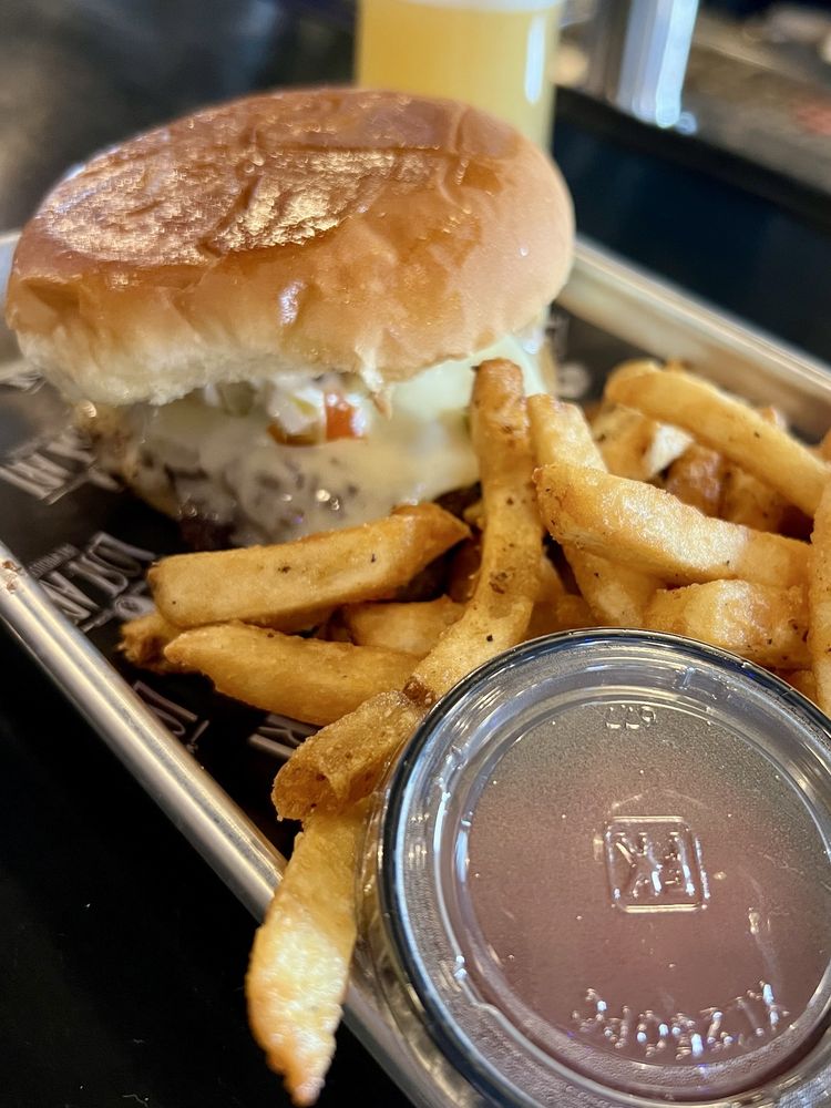 Lost Art Burger Logo