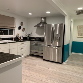 Cambria Beach Lodge - Hotels Near Me - Cambria, California