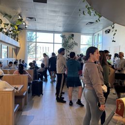 It was packed with a running group, but only temporarily. Looks like a great meetup place with super friendly staff.