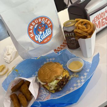 Kiddo - Burgers Near Me - Aventura, Florida