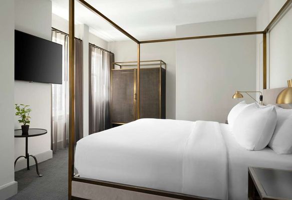 Hotel Phillips Kansas City, Curio Collection by Hilton by null