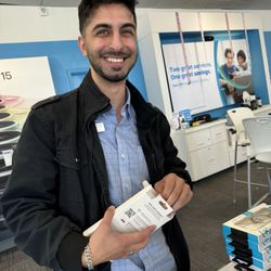 AT&T Store - Here's Eric, service with a smile.