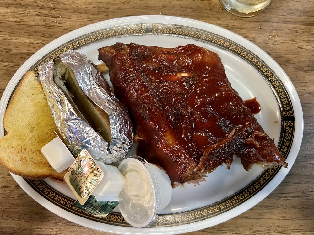 CENTERVILLE STEAKHOUSE Updated August 2024 601 Broadway St