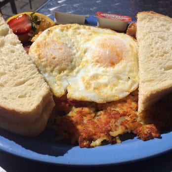 Cafe 222 - Corned beef hash - Breakfast & Brunch Near Me - San Diego, California